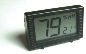 Small thermo-hygrometer